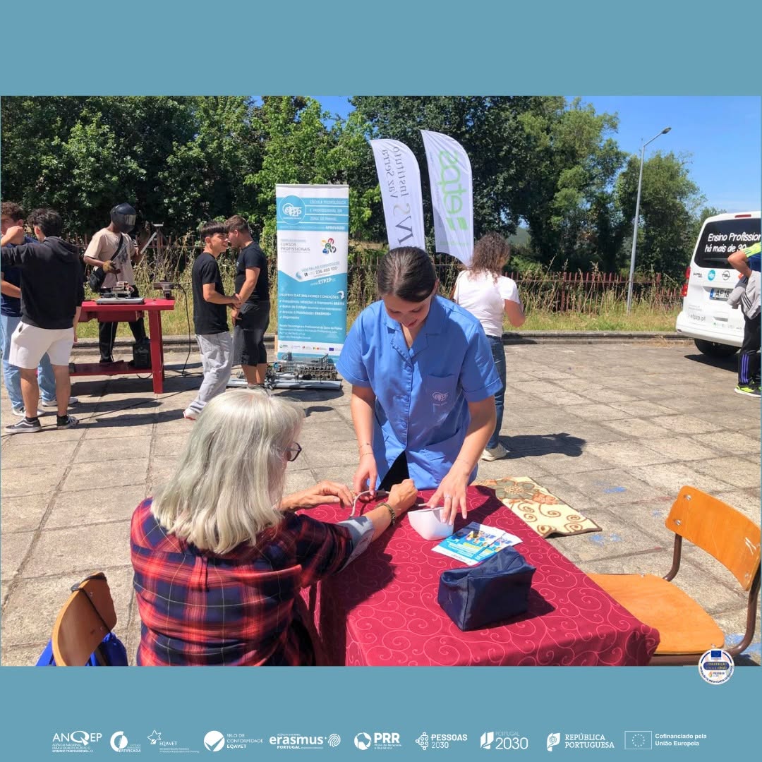 FEIRA EXPO FUTURO E CARREIRA | AGRUPAMENTO DE ESCOLAS DE PEDRÓGÃO GRANDE 5 5 10